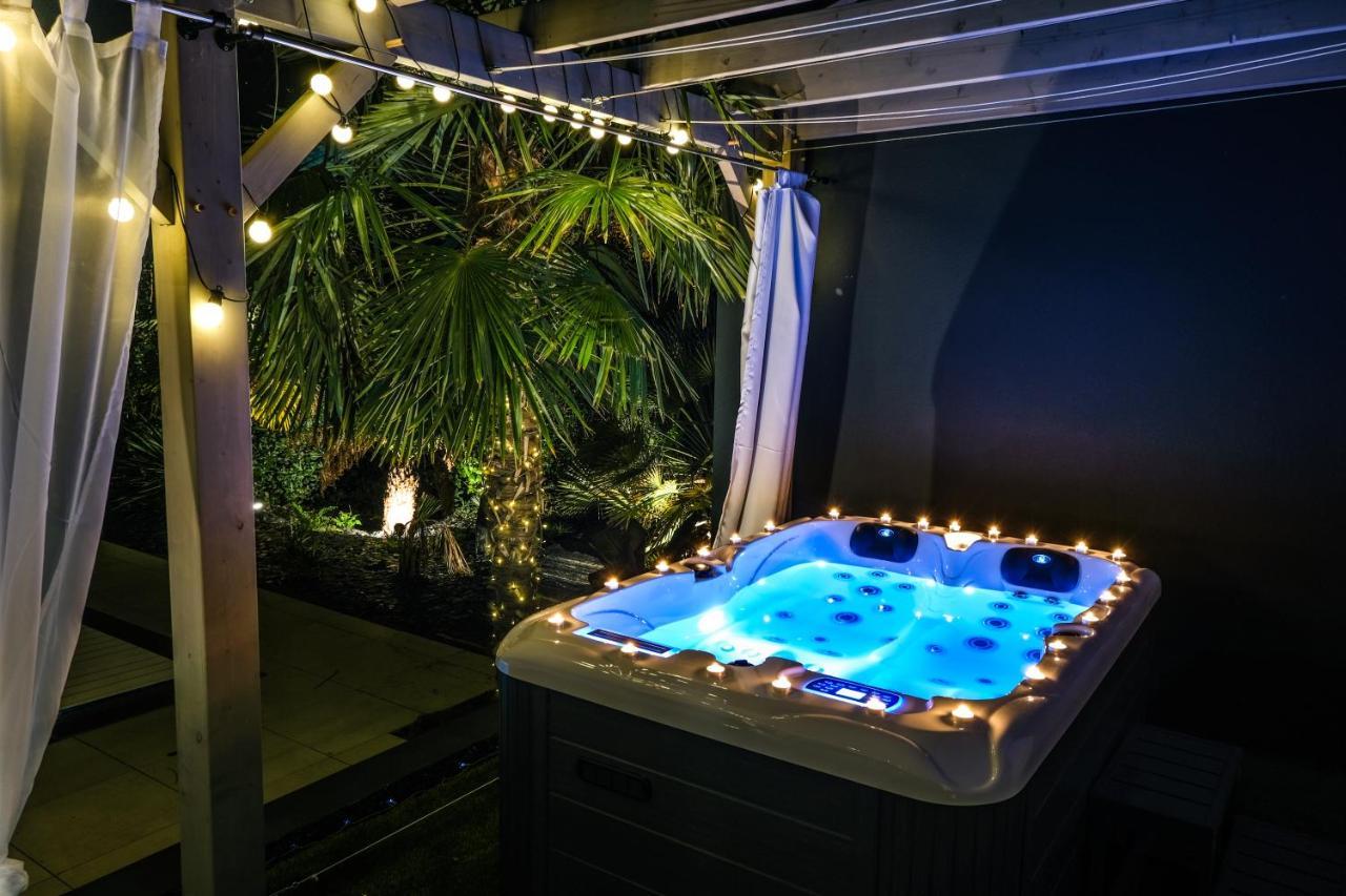 Suites By Aix Keys Avec Jacuzzi Privatif 5 Min Des Plages Fouras Saint-Laurent-de-la-Prée 外观 照片