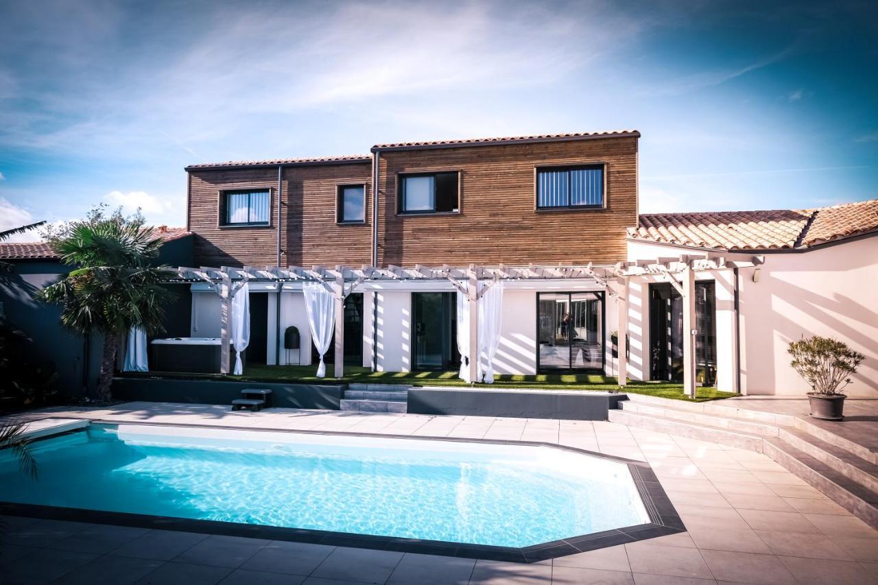 Suites By Aix Keys Avec Jacuzzi Privatif 5 Min Des Plages Fouras Saint-Laurent-de-la-Prée 外观 照片