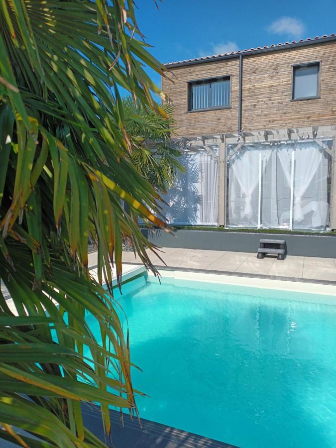Suites By Aix Keys Avec Jacuzzi Privatif 5 Min Des Plages Fouras Saint-Laurent-de-la-Prée 外观 照片